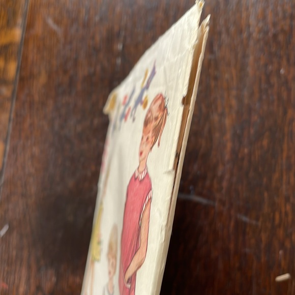 Simplicity 4384 vintage (1950's) child's apron, shorts, pants sewing pattern - Picture 12 of 14